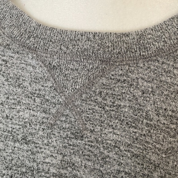 Gap nursing crew neck - Picture 2 of 5